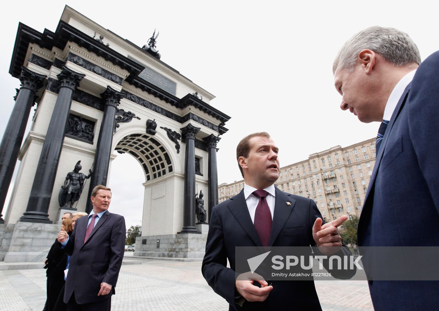 Dmitry Medvedev at unveiling of restored Gate of Triumph