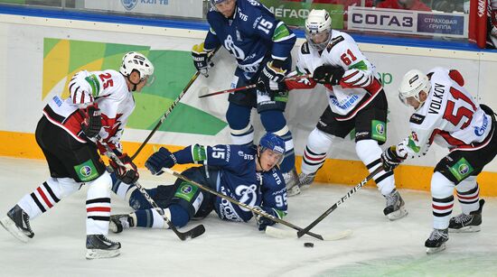 Ice Hockey. KHL. Dynamo vs. Avangard