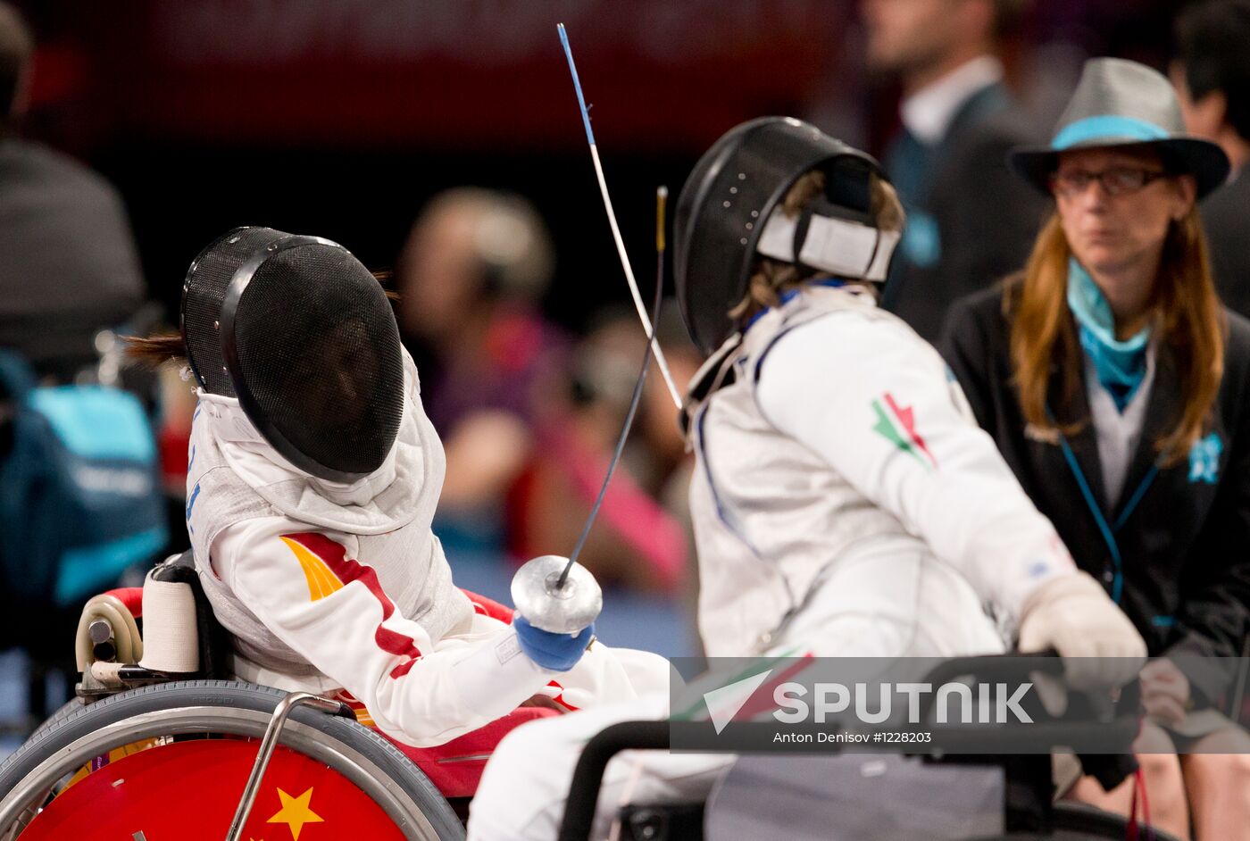 Paralympics 2012 Wheelchair Fencing. Women