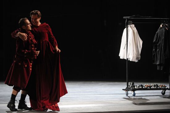 La Scala company rehearses "Don Giovanni" in Moscow