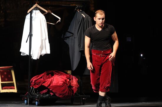 La Scala company rehearses "Don Giovanni" in Moscow