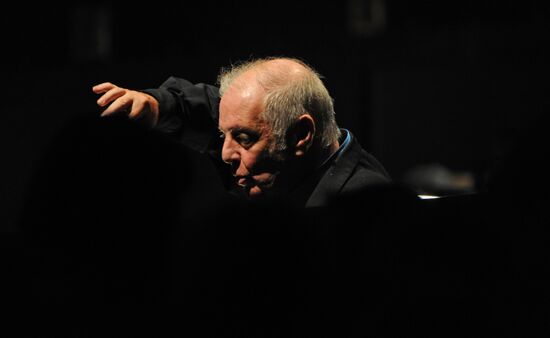 La Scala company rehearses "Don Giovanni" in Moscow