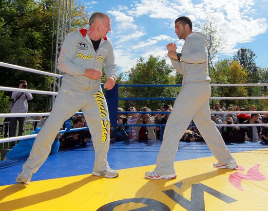 Boxing. Vitali Klitschko and Manuel Charr's training sessions