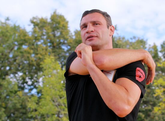 Boxing. Vitali Klitschko and Manuel Charr's training sessions