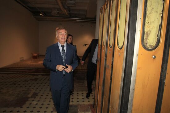 Opening of Red October Gallery