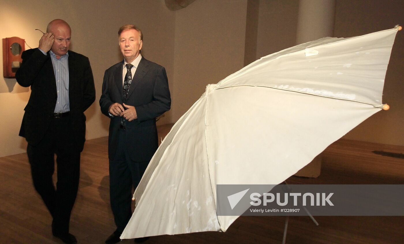 Opening of Red October Gallery