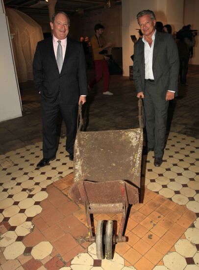 Opening of Red October Gallery