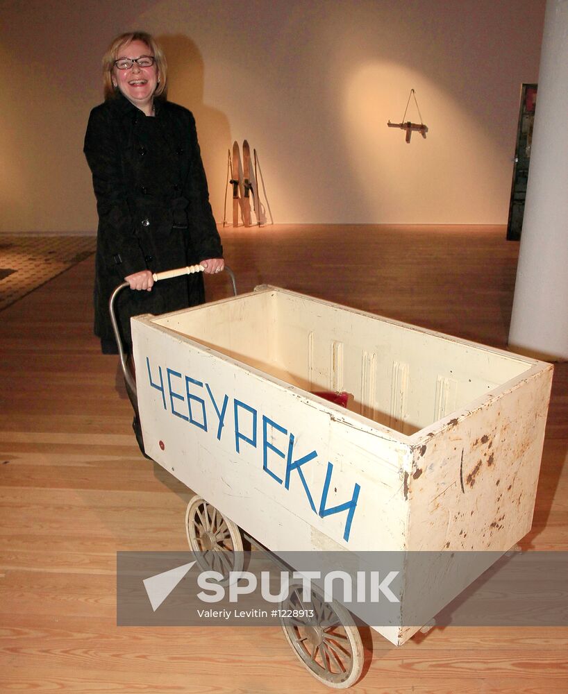 Opening of Red October Gallery