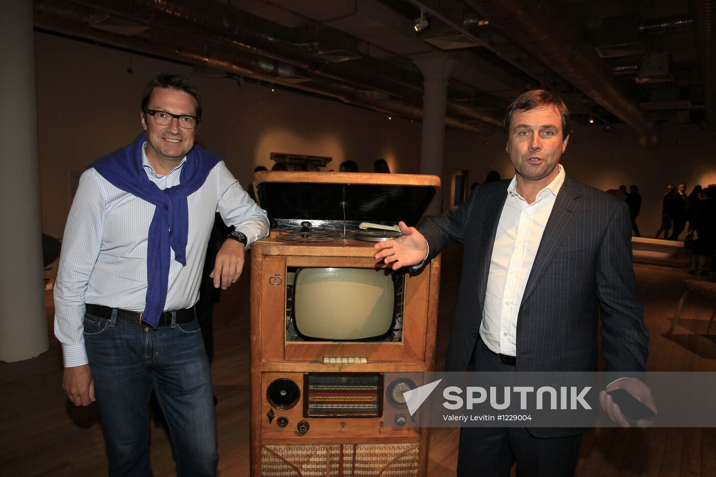 Opening of Red October Gallery