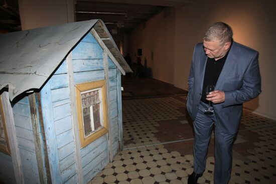 Red October Gallery opens in Moscow