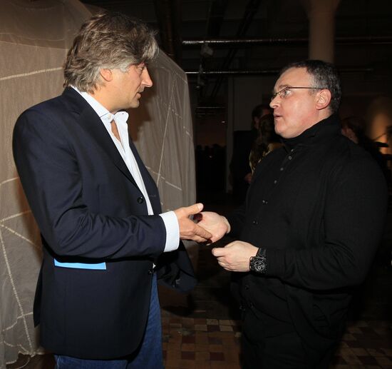 Red October Gallery opens in Moscow