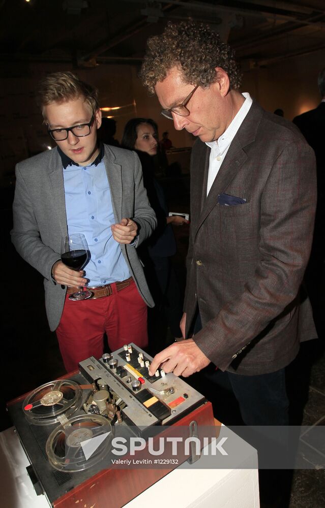 Opening of Red October Gallery