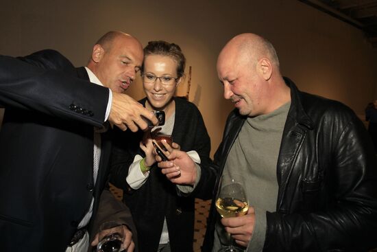 Opening of Red October Gallery