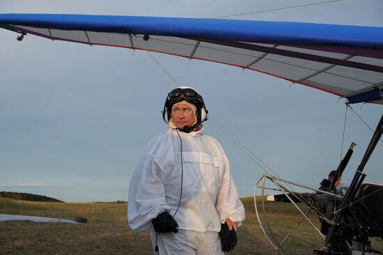 V. Putin takes part in an environmental project "Flight of Hope"
