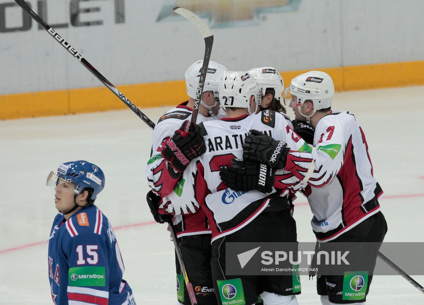 Hockey. KHL. SKA vs. Avangard