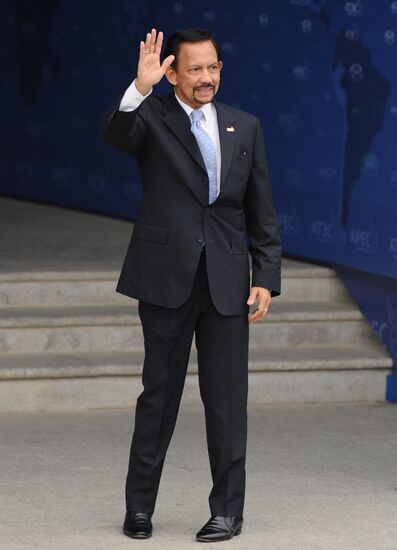 APEC leaders arrive for First APEC Economic Leaders' meeting