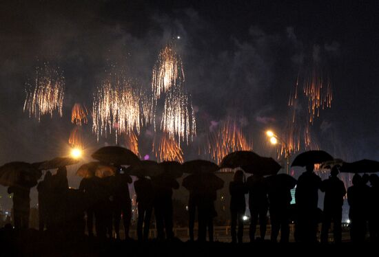 Fireworks and laser show to mark APEC-2012 Leaders' Week