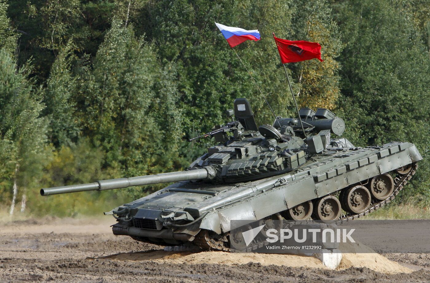 Tank show dedicated to Tank Crewman's Day