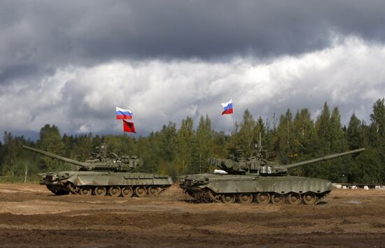 Tank show dedicated to Tank Crewman's Day
