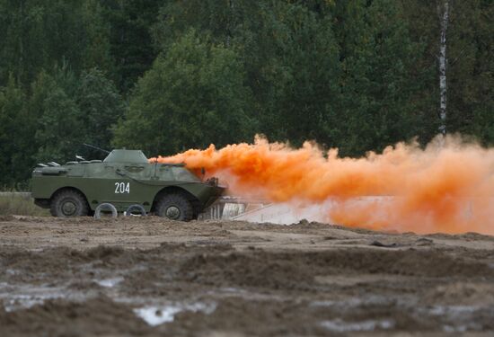 Tank show dedicated to Tank Crewman's Day