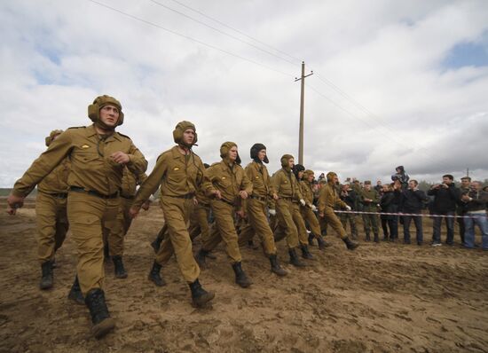 Tank show dedicated to Tank Crewman's Day