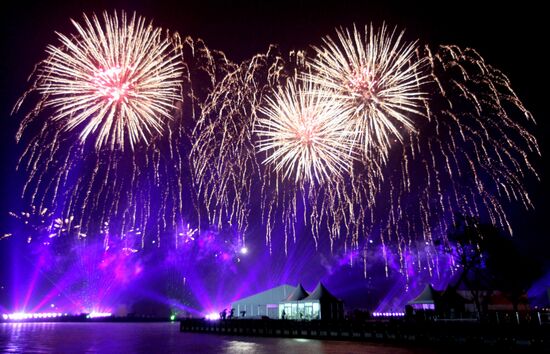 Fireworks and laser show to mark APEC-2012 Leaders' Week
