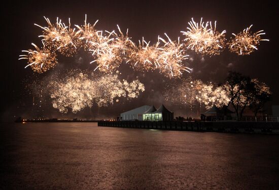 Fireworks and laser show to mark APEC-2012 Leaders' Week