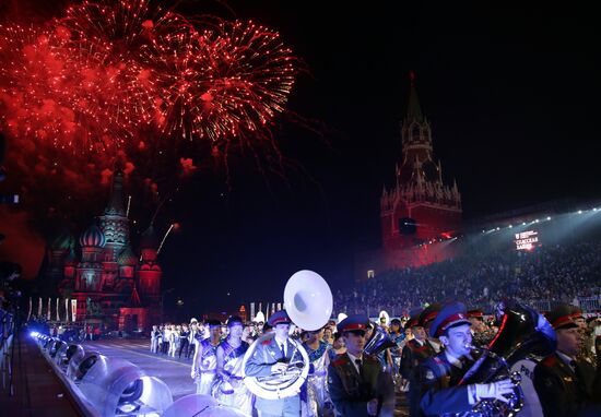Spasskaya Tower festival closing
