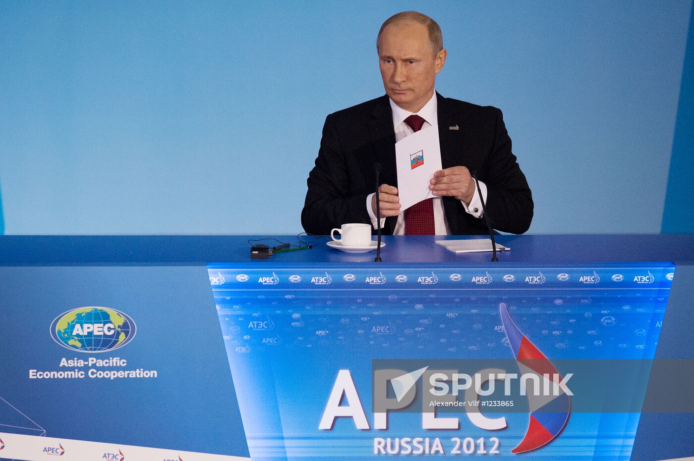 Russian President's news conference following APEC Leaders' Week