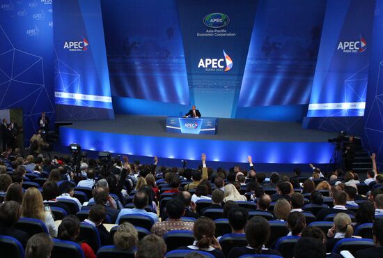 Russian President's news conference following APEC Leaders' Week