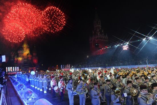 Closing of Savior Tower festival