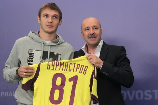Football. New players of FC Anzhi Makhachkala introduced