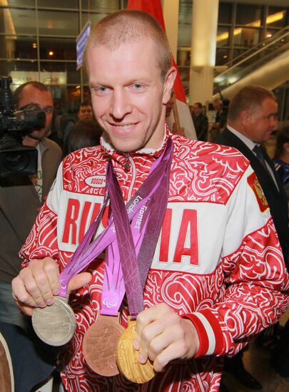 Meeting the Russian team from 14th summer Paralympic Games 2012