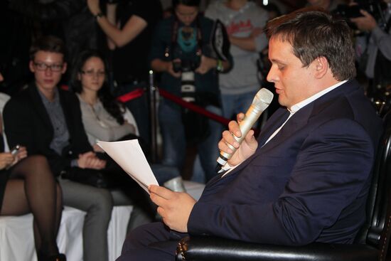 Literary readings of Russky Pioner magazine