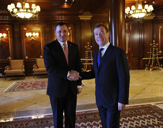 Russian, Moldova's Prime Ministers meet in Moscow