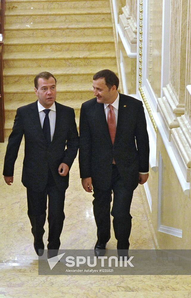 Russian, Moldova's Prime Ministers meet in Moscow