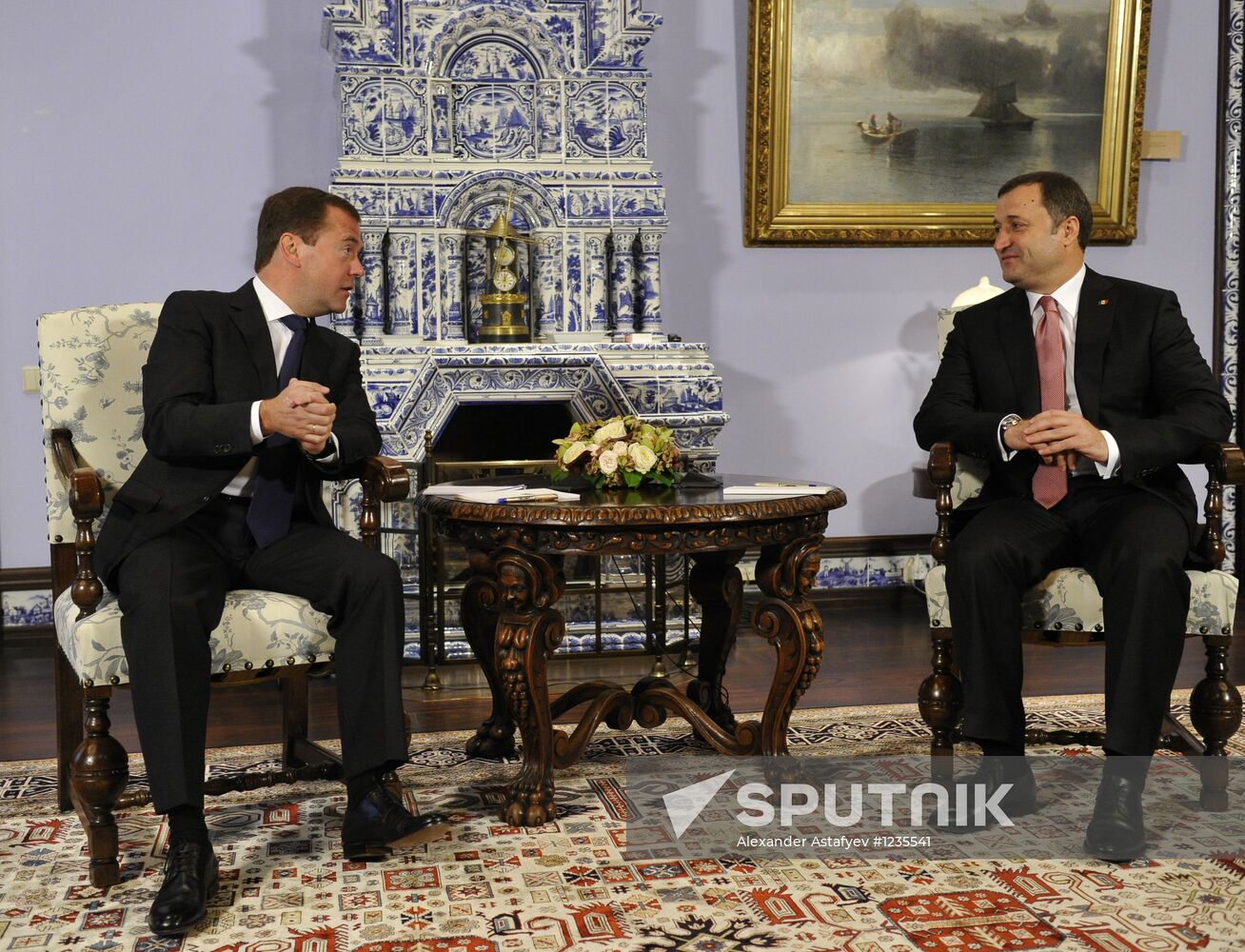 Russian, Moldova's Prime Ministers meet in Moscow