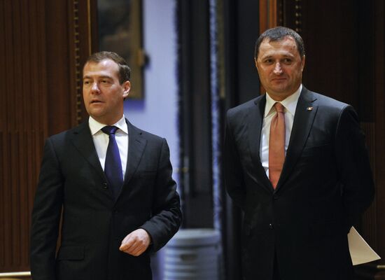 Russian, Moldova's Prime Ministers meet in Moscow