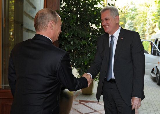 Russian President Vladimir Putin meets his Serbian counterpart