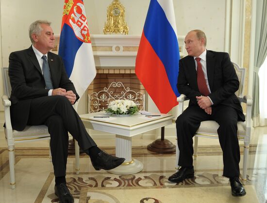 Russian President Vladimir Putin meets his Serbian counterpart