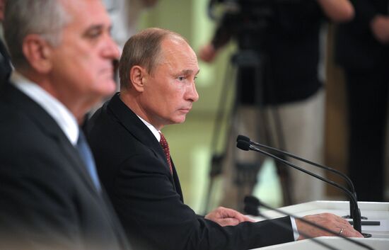Russian President Vladimir Putin meets his Serbian counterpart