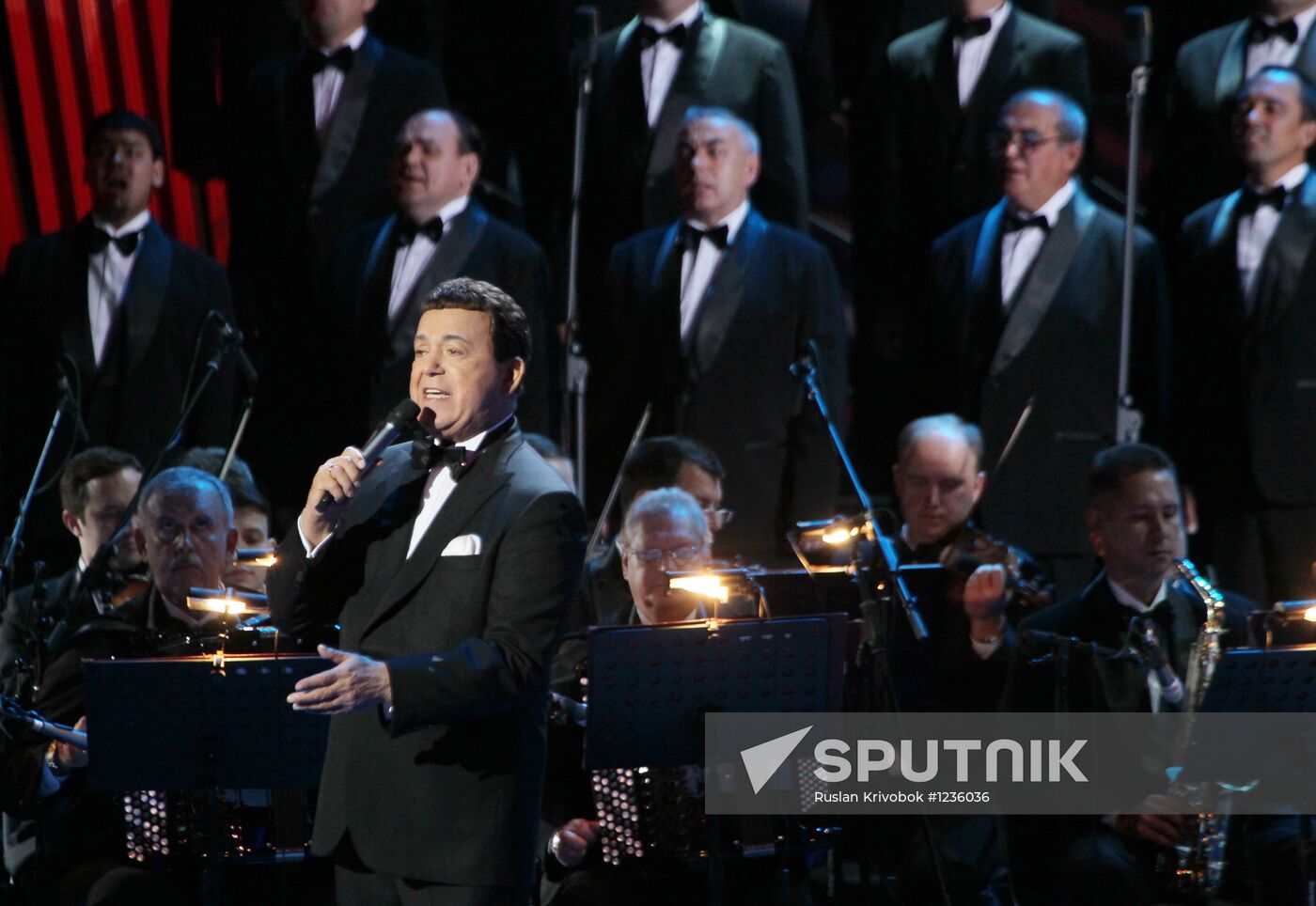 Iosif Kobzon gives concert in State Kremlin Palace