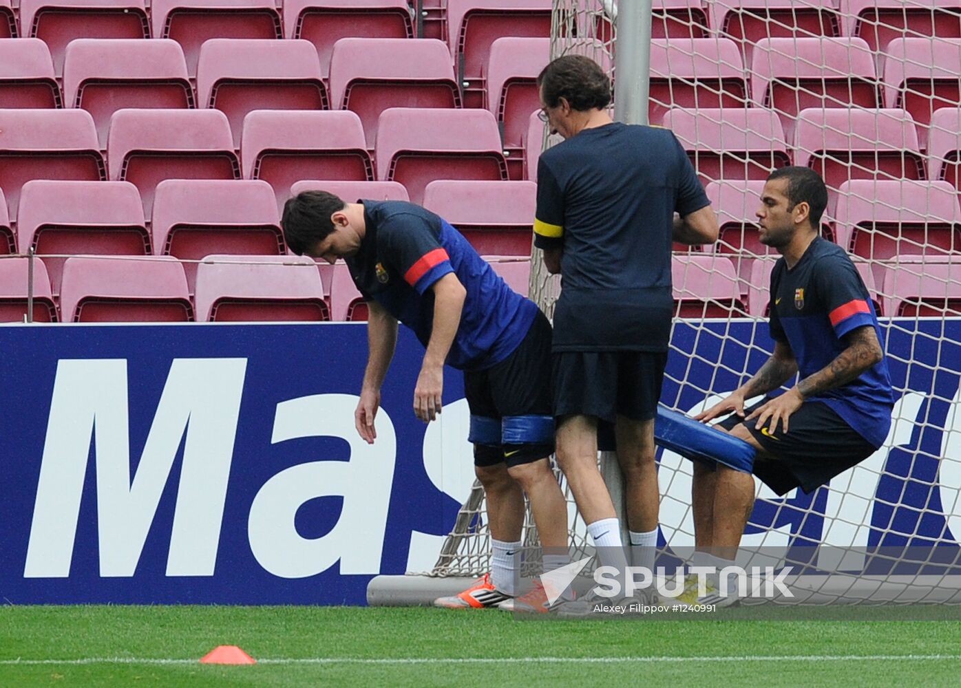Football. FC Barcelona training session