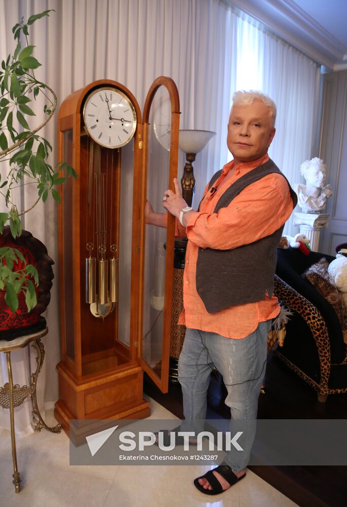 Boris Moiseev at home