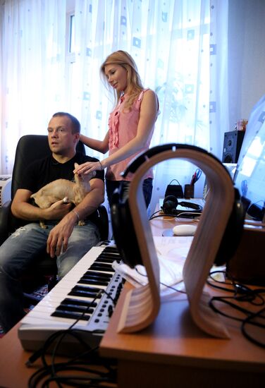 Yevgeny Rudin (DJ Groove) at home