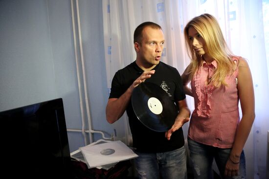 Yevgeny Rudin (DJ Groove) at home