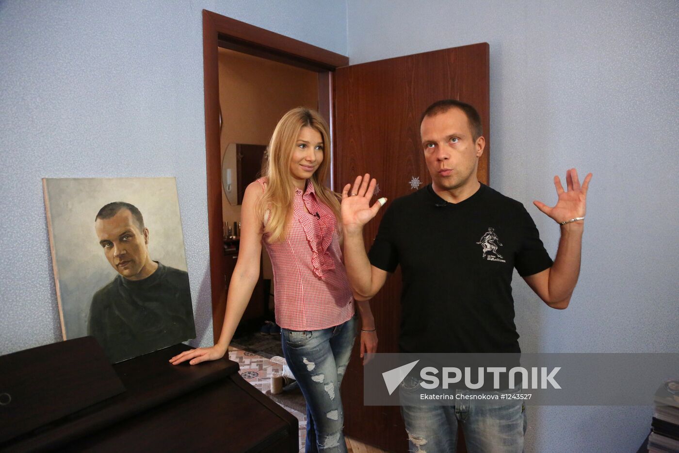 Yevgeny Rudin (DJ Groove) at home
