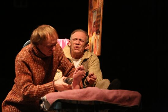 Runthrough of Alexander Gordon's play Snow