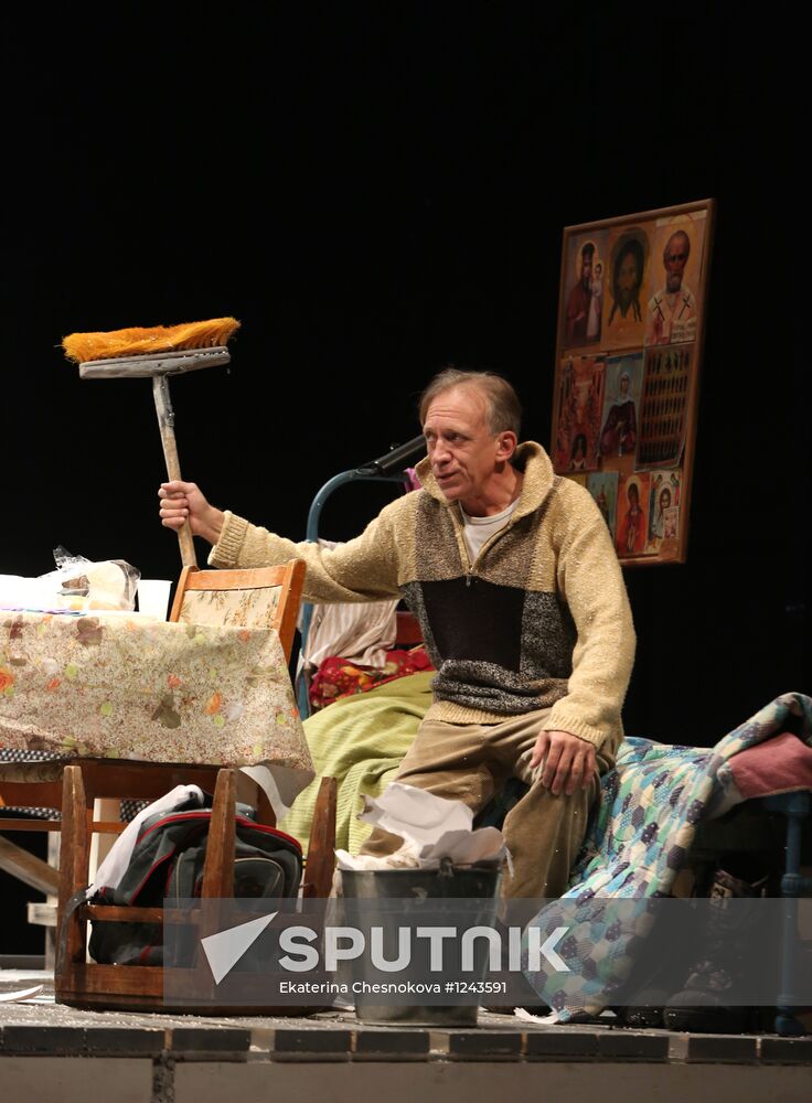 Runthrough of Alexander Gordon's play Snow