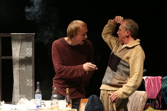 Runthrough of Alexander Gordon's play Snow